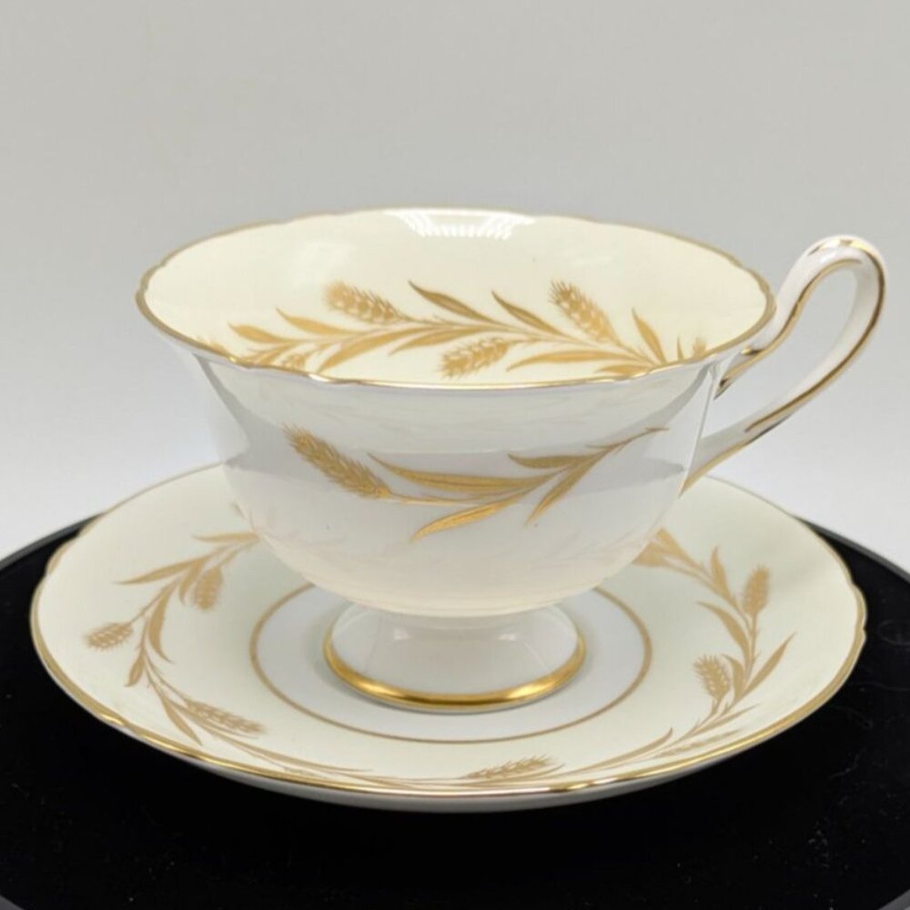 Shelley Golden Harvest 13685 Bone China Gainsborough Shape Tea Cup Saucer Set